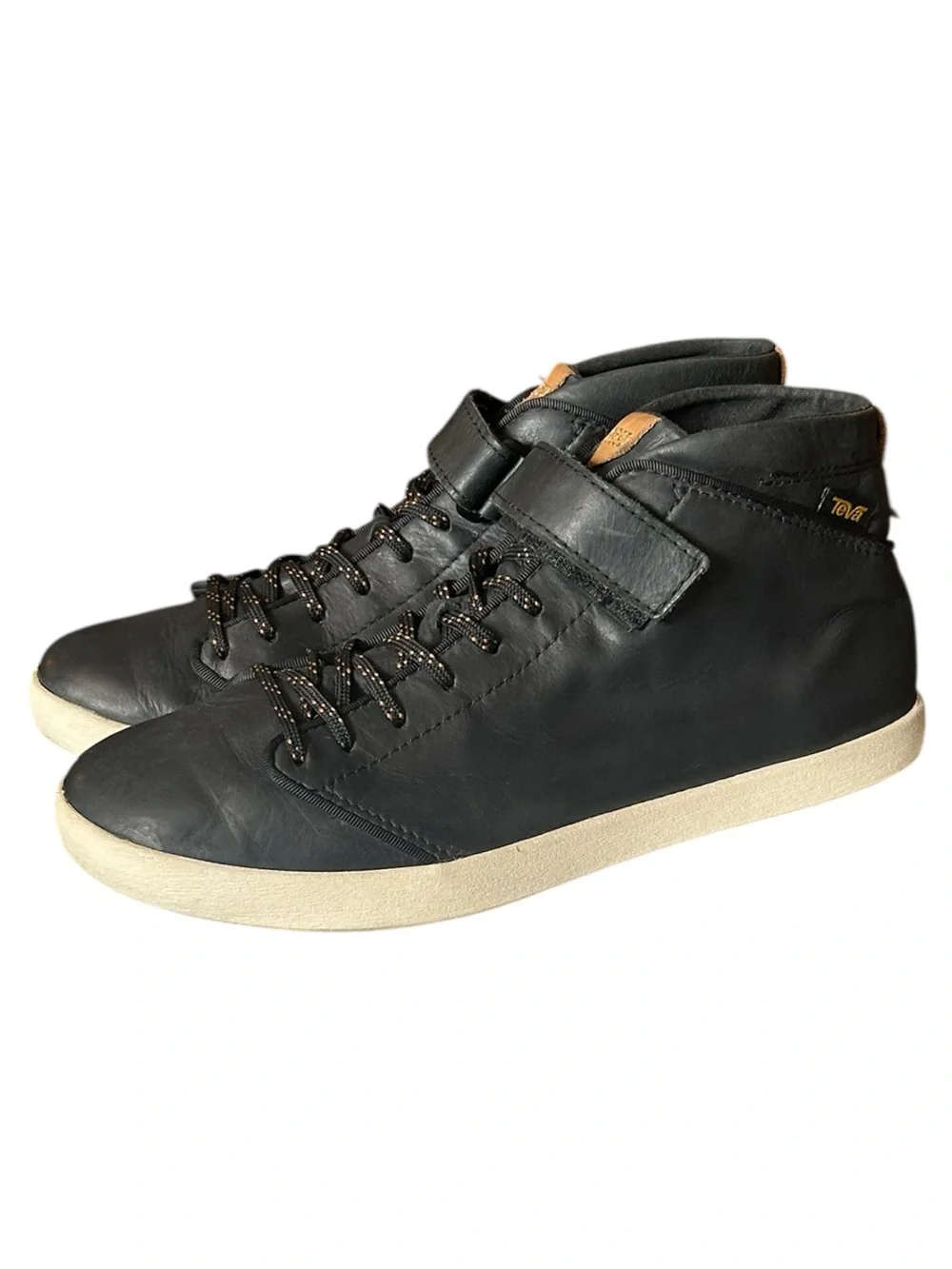 Teva Willow Chukka High Top Sneaker Size 8